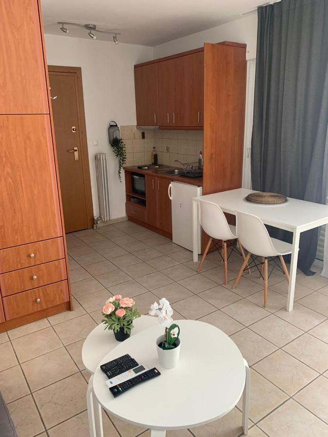 Modern Studio Large Veranda -Metro Station Suggrou Apartment Атина Екстериор снимка