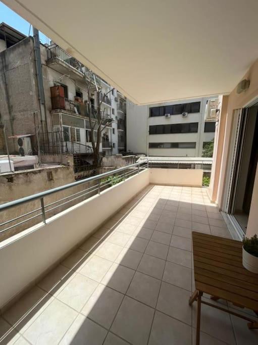 Modern Studio Large Veranda -Metro Station Suggrou Apartment Атина Екстериор снимка